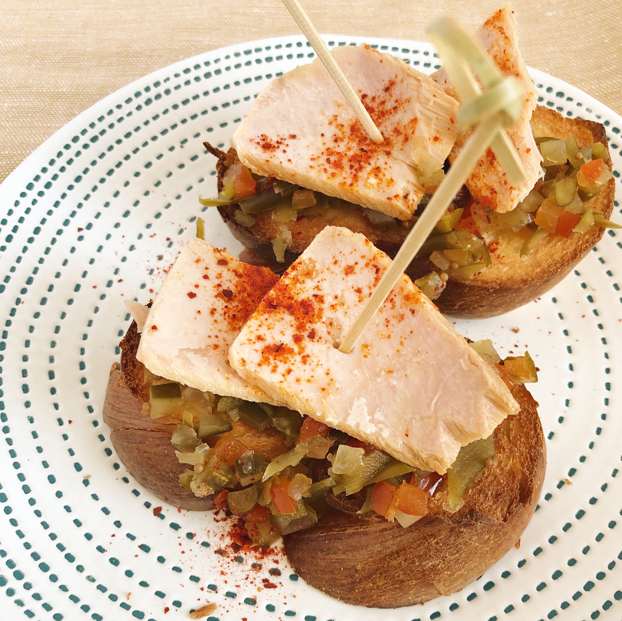 Bonito del Norte Tuna with Garlic Scape Relish - Donostia Foods