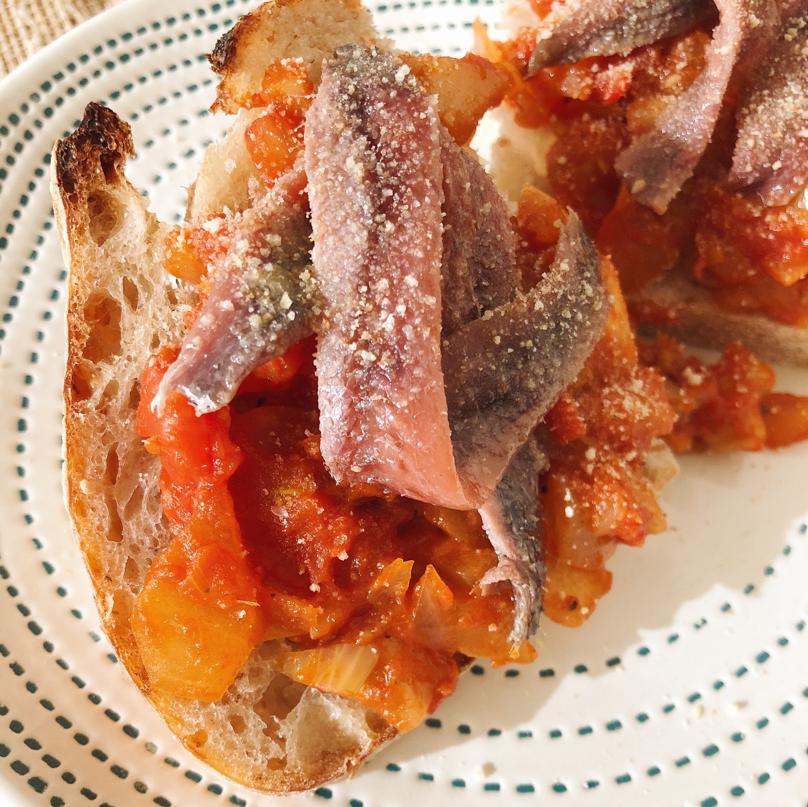 Cantabrian anchovies and Milanese sauce tapa - Donostia Foods