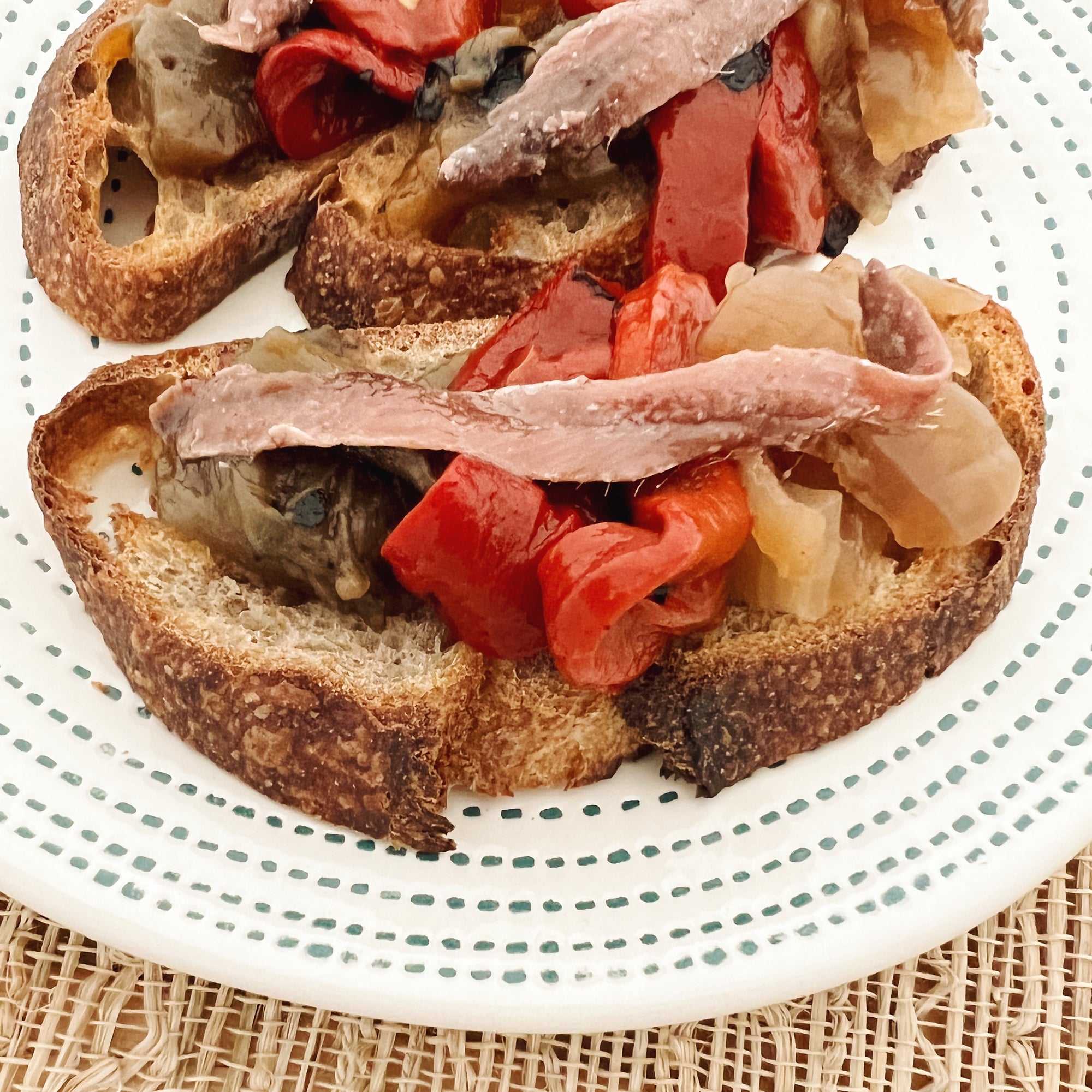 Cantabrian anchovies with escalivada on toast - Donostia Foods