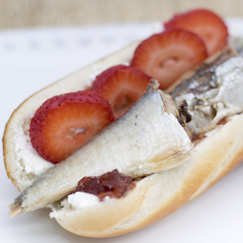 Sardines & Strawberries Sandwich