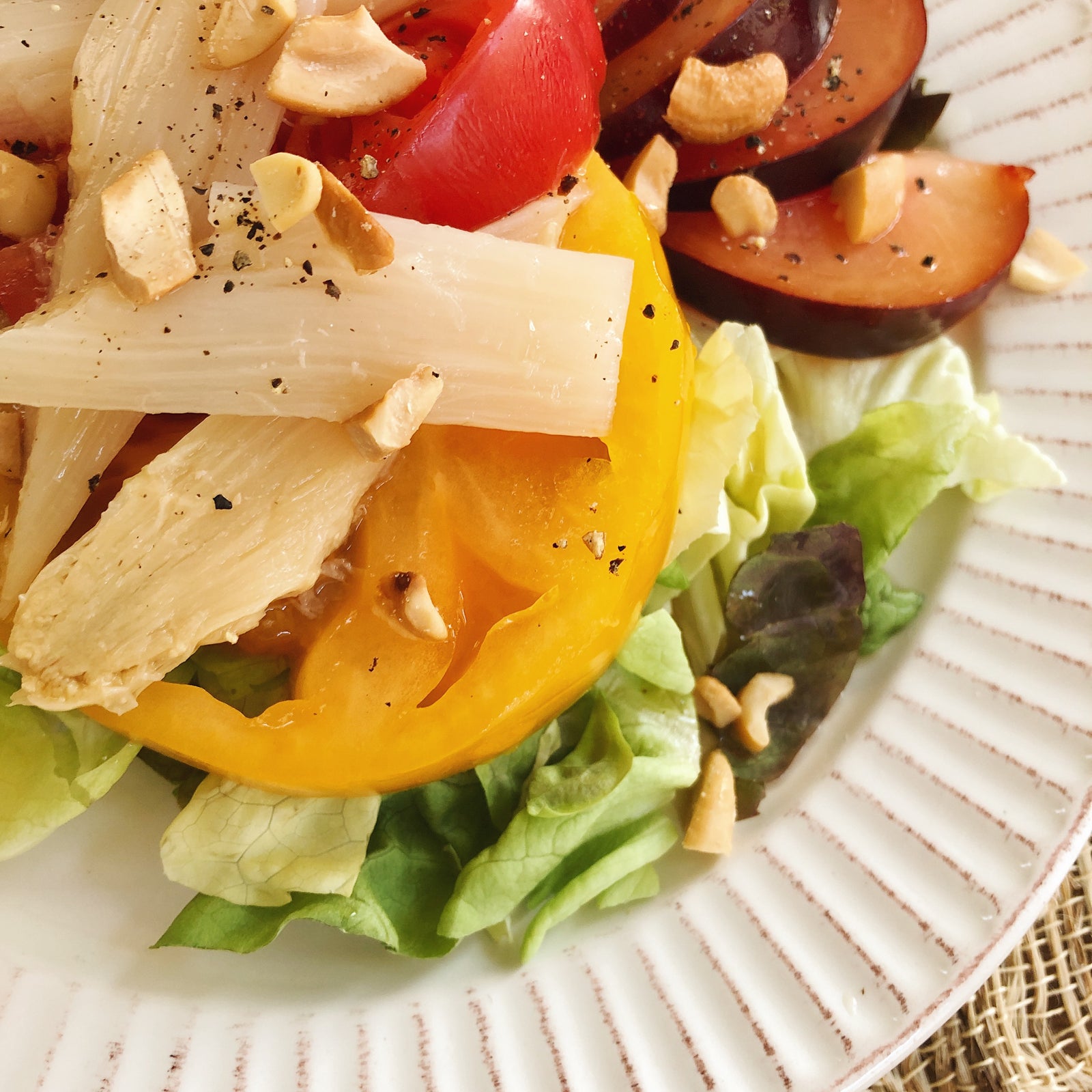 White Asparagus DO Navarre Salad with Honey Vinaigrette