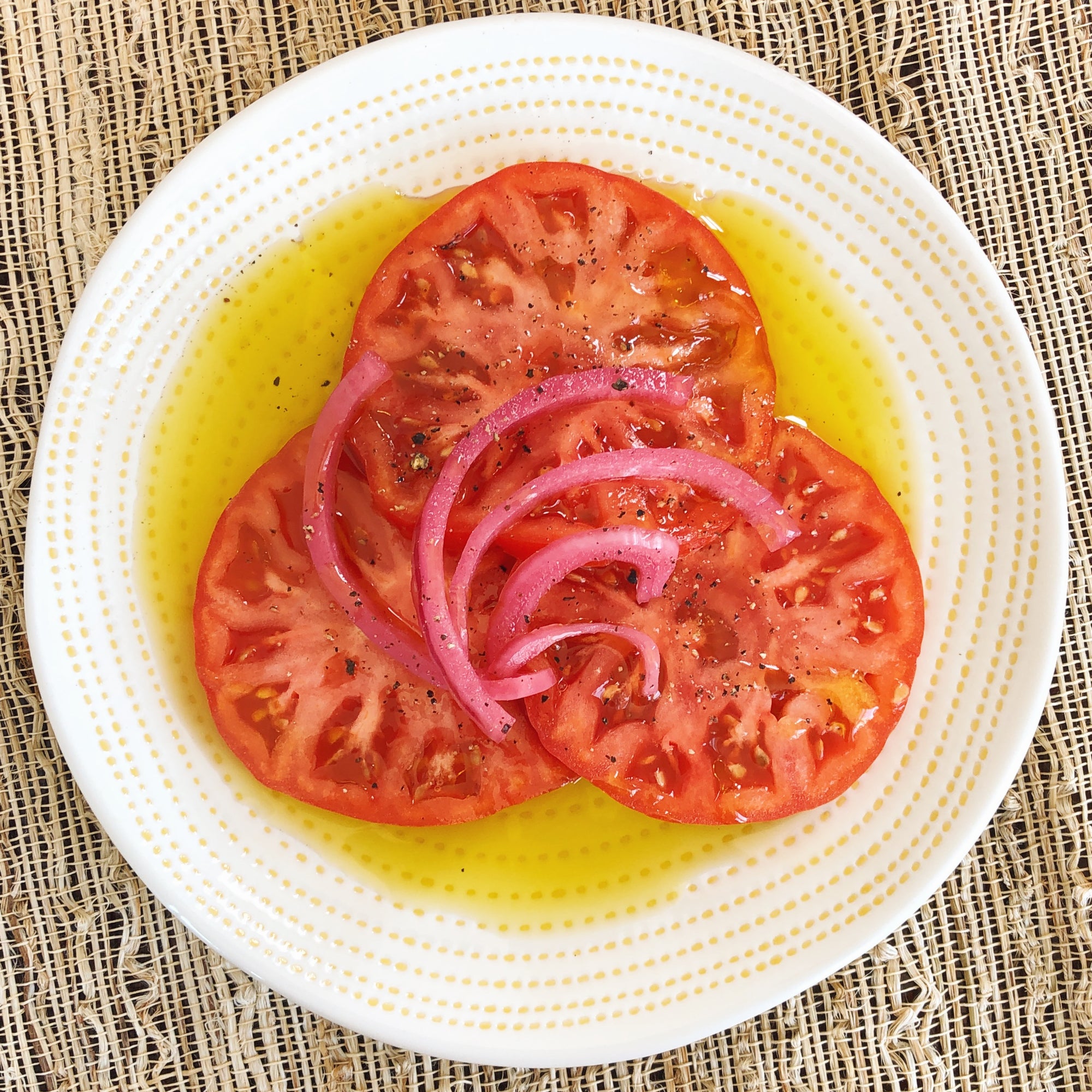 Donostia Foods Extra Virgin Oliev Oil with Tomato and Pickled Onion