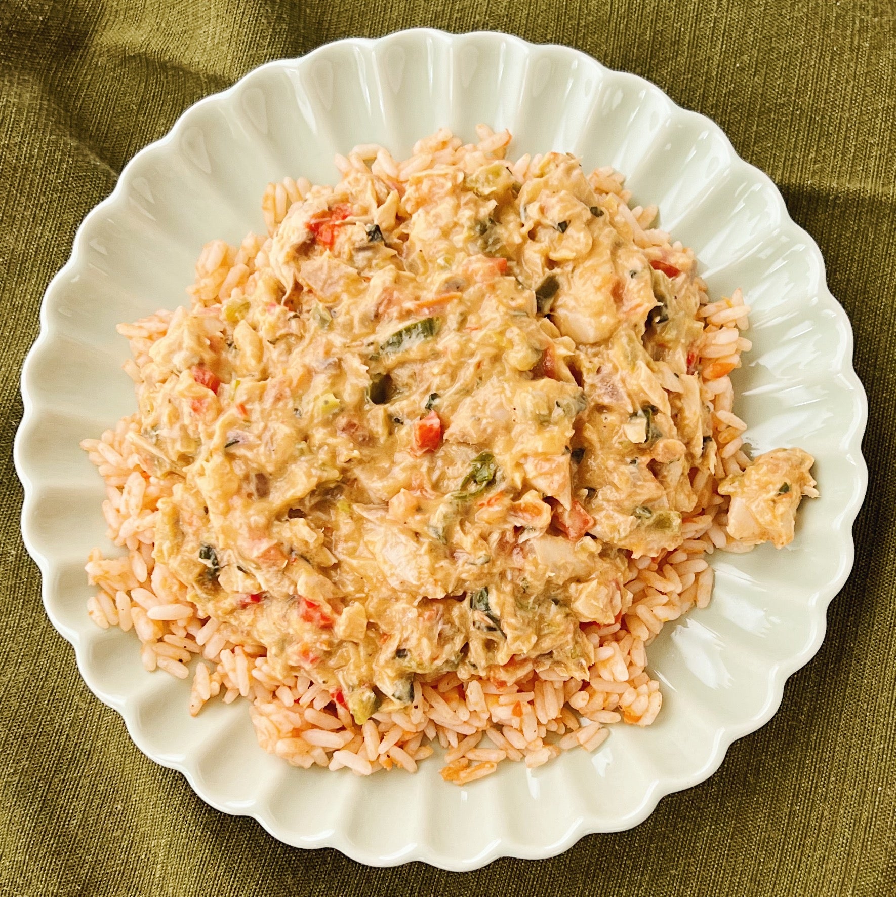 Tinned mackerel encocado over rice on a very nice plate - Donostia Foods
